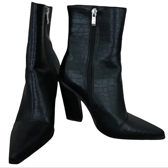 Crocodile Ankle Boots Black Faux Leather Booties NastyGal Alligator Print Size 8