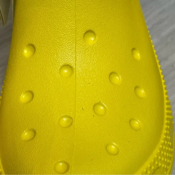 Crocs Classic Rain Boot Showers Spring Sunflower Yellow Kids Unisex Boys 1 NWT