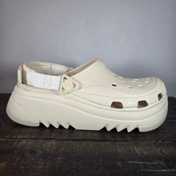 Crocs Hiker Xscape Clog Womens Size 10 Mens 8 Hiking Sandals Shoes Cream Yellow