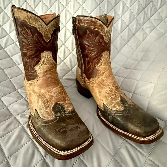 Dan Post womens Western Boots - Brown and Tan