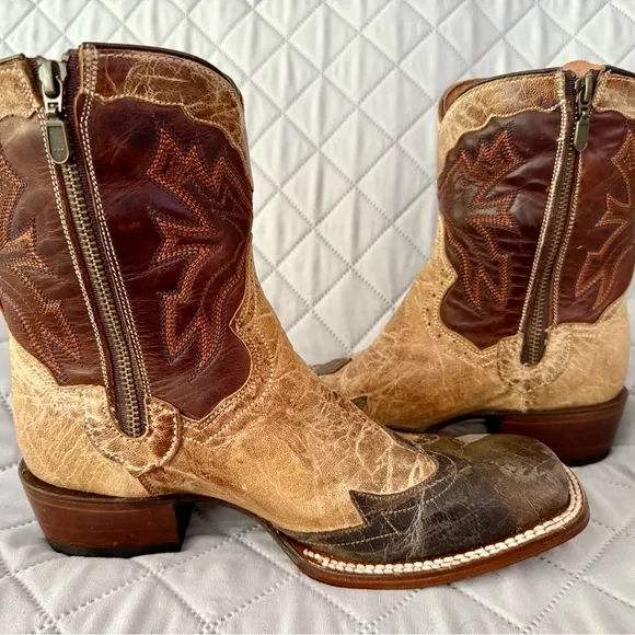 Dan Post womens Western Boots - Brown and Tan