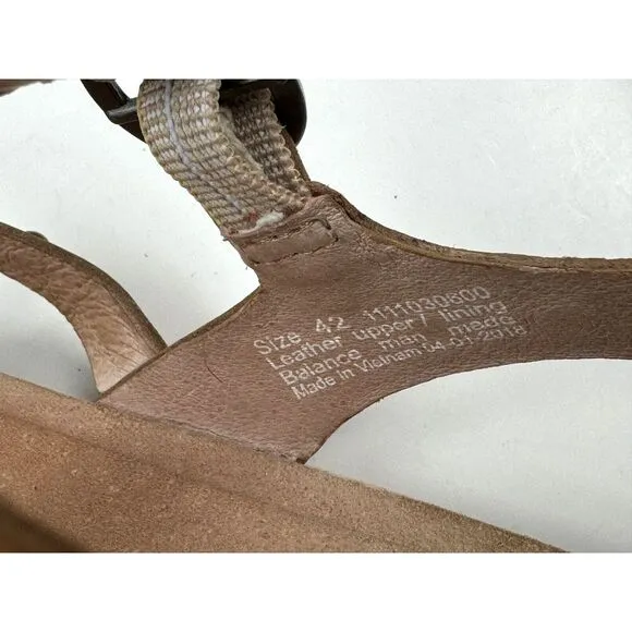 Dansko‎ Brigitte Studded Sandals Women 42 US 11.5-12 EUC Strappy Leather Flat