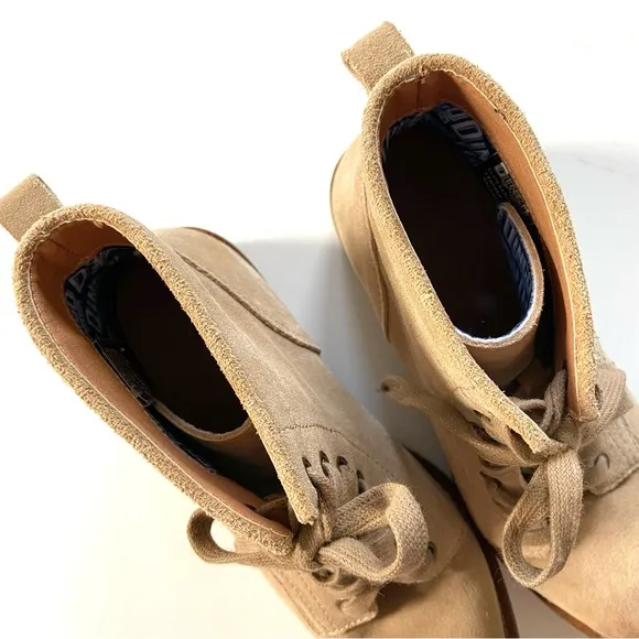 Dingo Natural Genuine Leather Suede Heeled Green Acres Lace-Up Ankle Boot