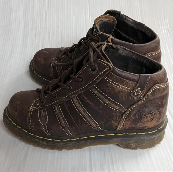 DOC MARTENS 12305 chunky chonky lace-up high top brown leather boots size 6