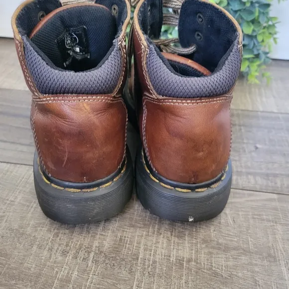 DOC MARTENS 8A07 Vintage 90s Y2K Chunky Platform Brown Leather Lace-Up Boots 7
