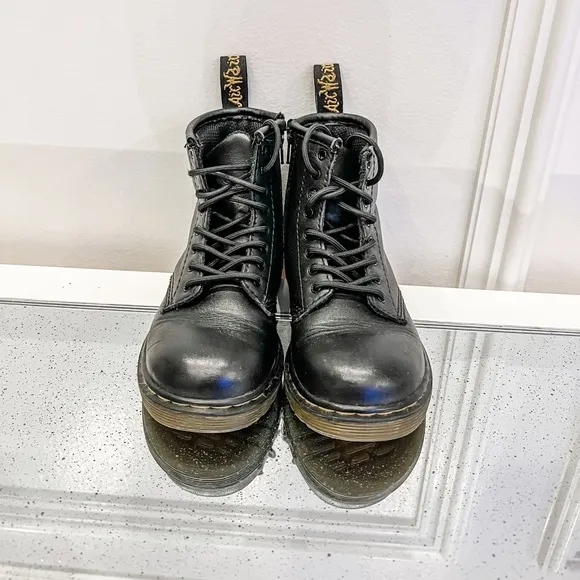Doc Martens classic black boots