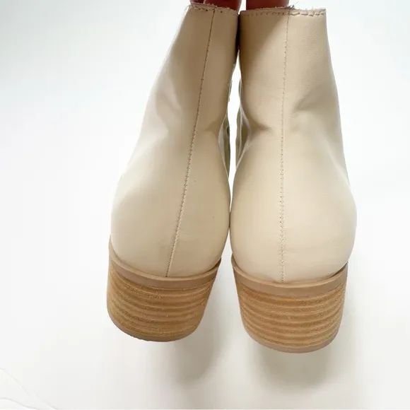 Dolce‎ Vita Azyan Ivory Leather Ankle Boots 9.5