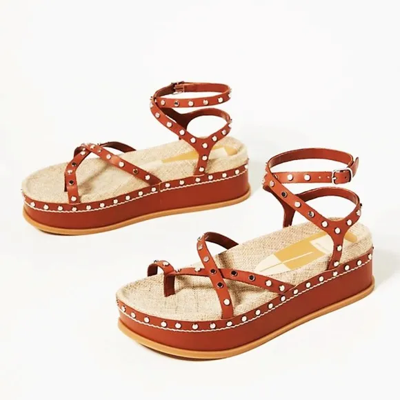 🆕{Dolce Vita} Leather Studded Platform Sandals