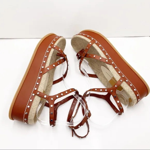 🆕{Dolce Vita} Leather Studded Platform Sandals