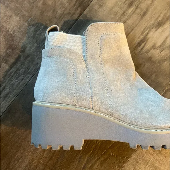 DOLCE VITA‎ Neutral Suede Rielle Chunky Platform Wedge Ankle Boots