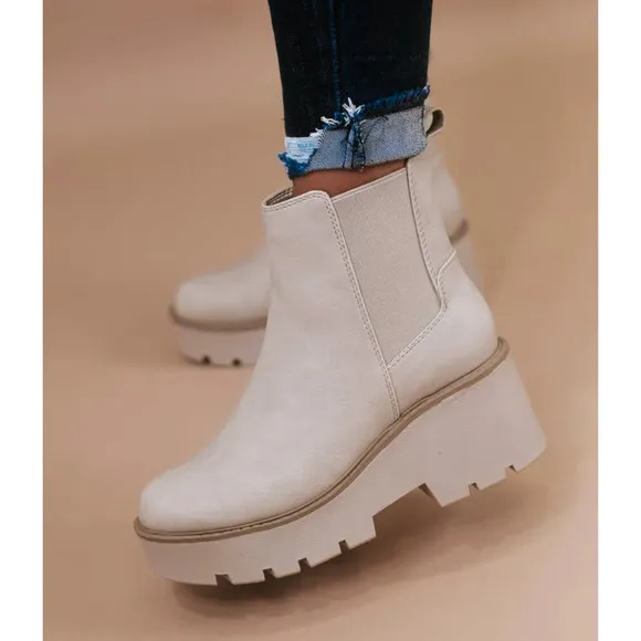 DOLCE VITA‎ Neutral Suede Rielle Chunky Platform Wedge Ankle Boots