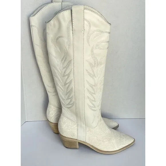 Dolce Vita Solei Western Boots Womens‎ 7.5 Ivory Nubuck Knee High Pointed Toe
