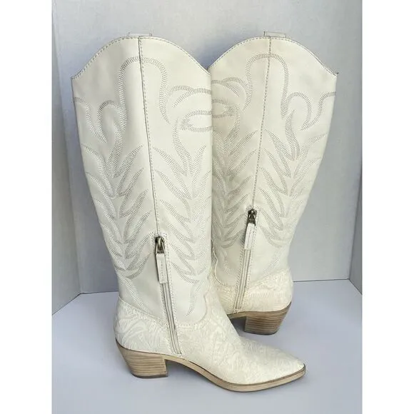 Dolce Vita Solei Western Boots Womens‎ 7.5 Ivory Nubuck Knee High Pointed Toe