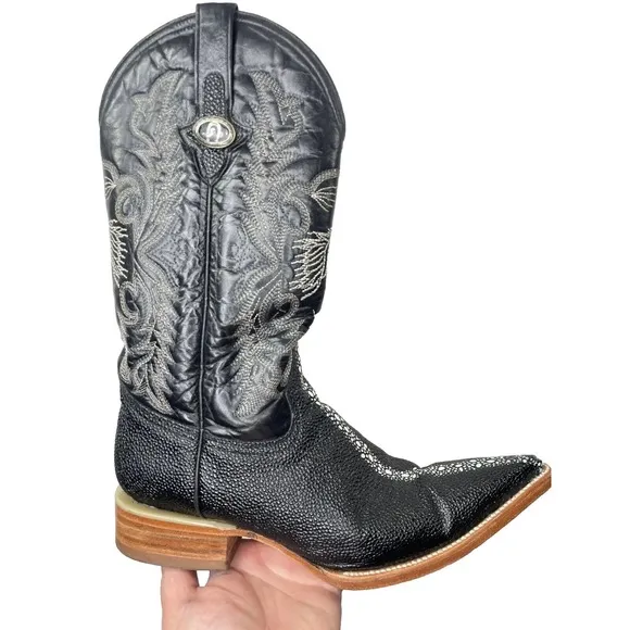 Dos De Oro Black Stingray Pointed Toe Western Boots Size‎ 7.5 Horse embroidered
