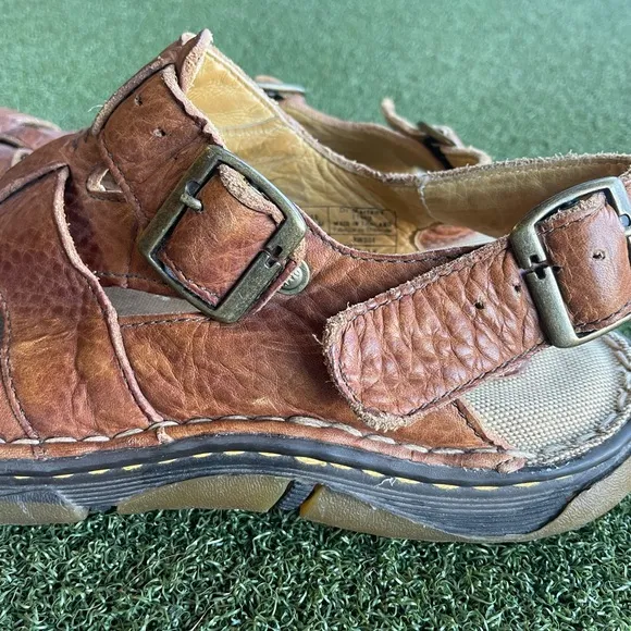 Dr. Doc Martens Brown Leather Fisherman Sandals Distressed Mens Size 10