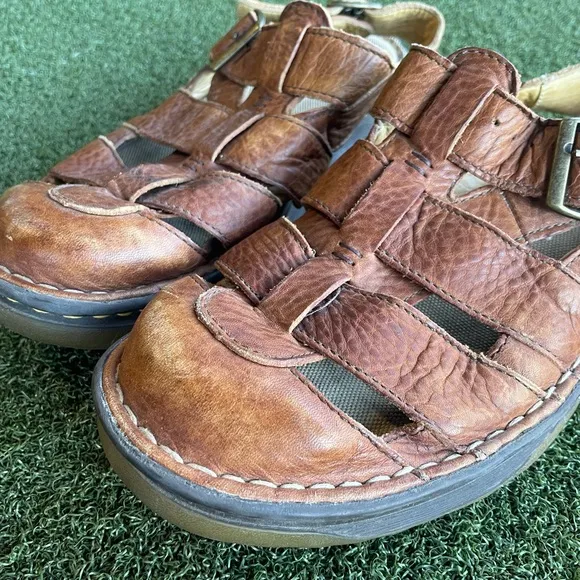 Dr. Doc Martens Brown Leather Fisherman Sandals Distressed Mens Size 10
