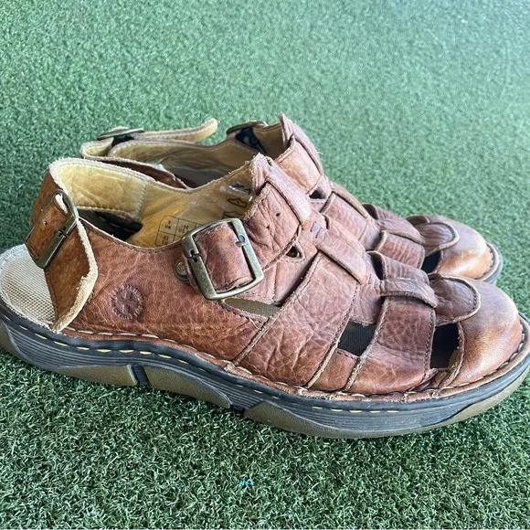 Dr. Doc Martens Brown Leather Fisherman Sandals Distressed Mens Size 10