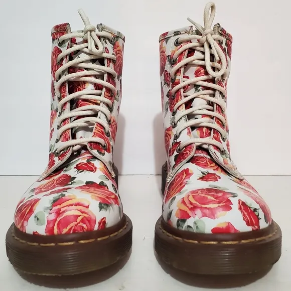 Dr Doc Martens Valentine Rose leather vtg 90s rare lace up combat boots 6