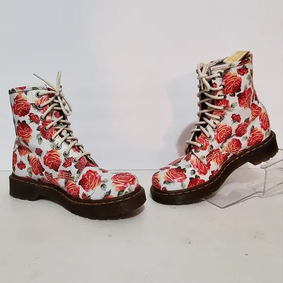 Dr Doc Martens Valentine Rose leather vtg 90s rare lace up combat boots 6