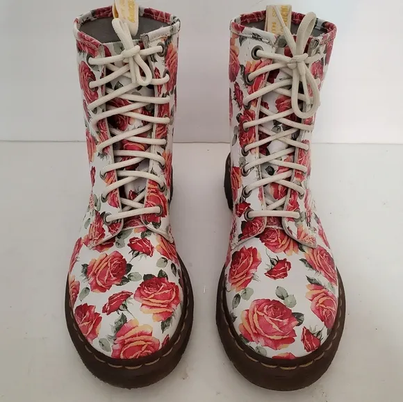 Dr Doc Martens Valentine Rose leather vtg 90s rare lace up combat boots 6