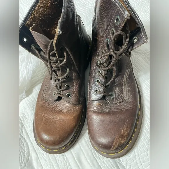 Dr. Martens 1460 Leather Boots size 11