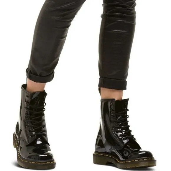 DR MARTENS 1460 W PATENT LEATHER BOOTS 5‎
