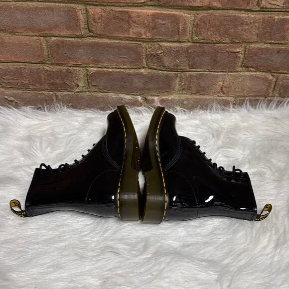 Dr. Martens 1460 Women's Black Patent Leather Lace Up Boots Size 7 NEW