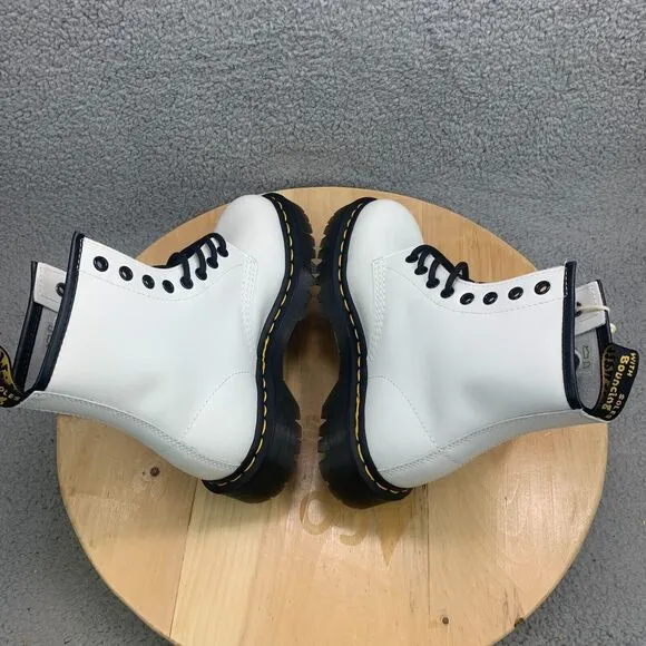 Dr. Martens 26499 Womens Size 6 Boots White Leather Lace Up Classic 1460 NEW
