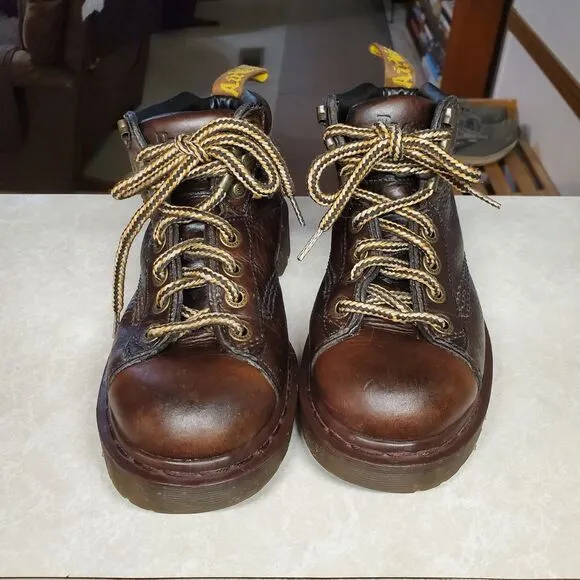 Dr. Martens 8287 England Mens Air Wair Chunky Leather Boots Size UK 4  Mens 5