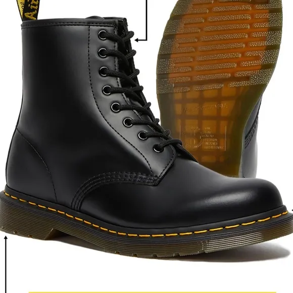 Dr. Martens Black Leather Ladies Size 11 Zavala Combat Moto Streetwear Boots NWT
