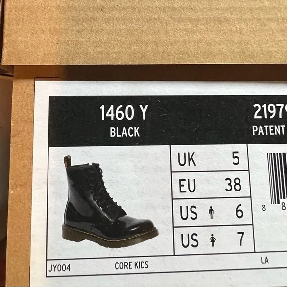Dr. Martens Black Parent Leather Boots 7