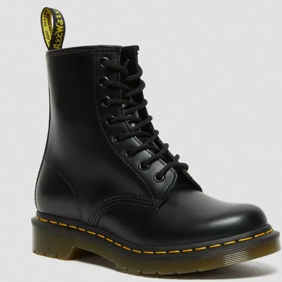 Dr. Martens Black Smooth Leather 1460 Lace Up Boots Women’s 10 New Without Box