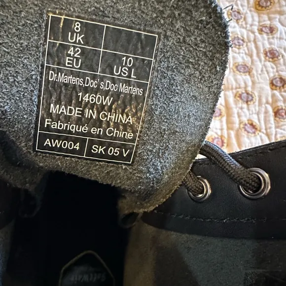 Dr. Martens Black Smooth Leather 1460 Lace Up Boots Women’s 10 New Without Box