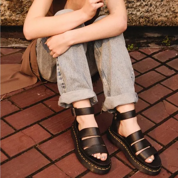 Dr Martens Clarissa ll Quad Sandals