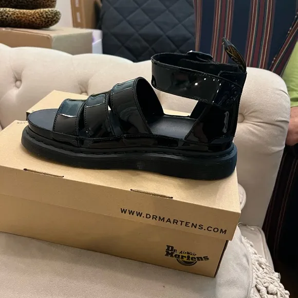 Dr Martens Clarissa sandals !!!FIRM