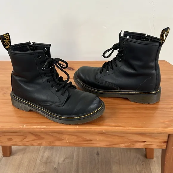 Dr. Martens Kids boots