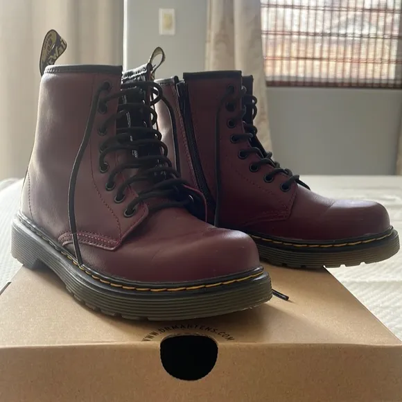 Dr. Martens Kids boots