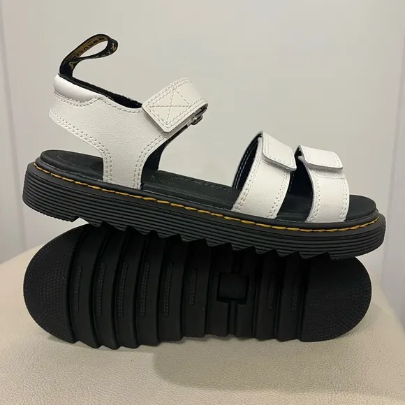 DR. MARTENS Klaire White Leather Strappy Sandals Big Girls Size 7