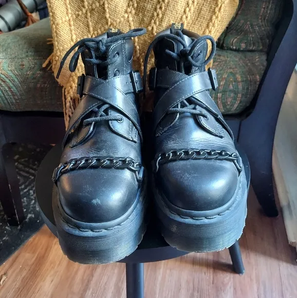 Dr. Martens Rare Vintage Beaumann Boots