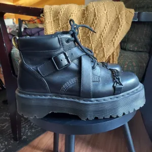 Dr. Martens Rare Vintage Beaumann Boots