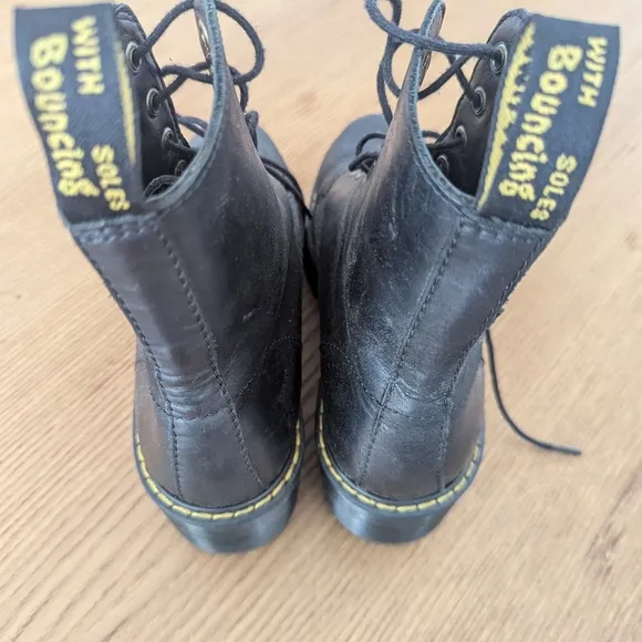 Dr Martens Shriver Hi Boots