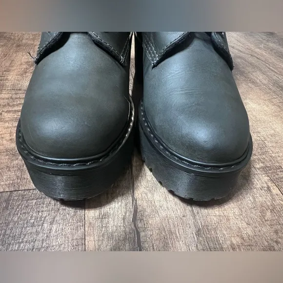 Dr. Martens Shriver Hi Moldova Slate Boots
