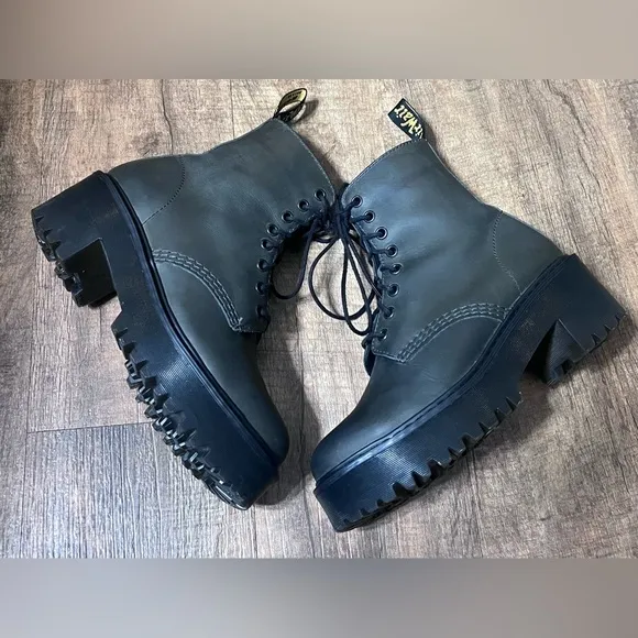 Dr. Martens Shriver Hi Moldova Slate Boots