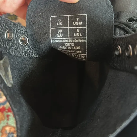 DR MARTENS VIRGINIA BOOTS