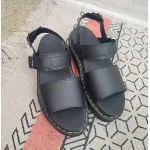 Dr. Martens Voss Leather Strap Sandals in Black, sz 10