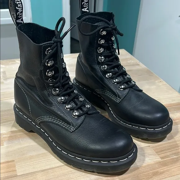 Dr.Martens Pascal HDW Black Combat Moto Boots Chunky Soles doc women’s  size 8