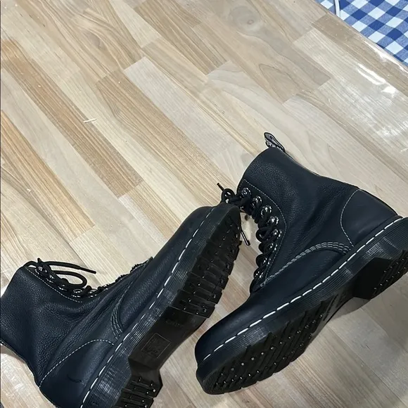 Dr.Martens Pascal HDW Black Combat Moto Boots Chunky Soles doc women’s  size 8