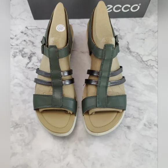 Ecco Felicia Leather Sandals Moon/Dk Shadow Green/Metallic 41 US 10-10.5.  NIB