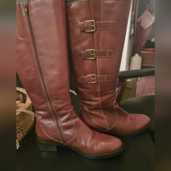 ECCO Women's Hobart Buckle leather knee high boots in Mink Brown. Size 9