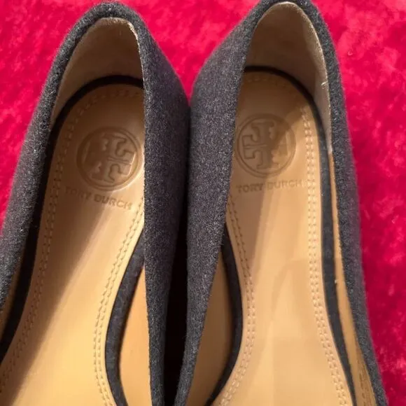 EEUC Tory Burch Antonia Gray &amp; Pink Wool Felt Smoking Style Flats Loafers Size 6
